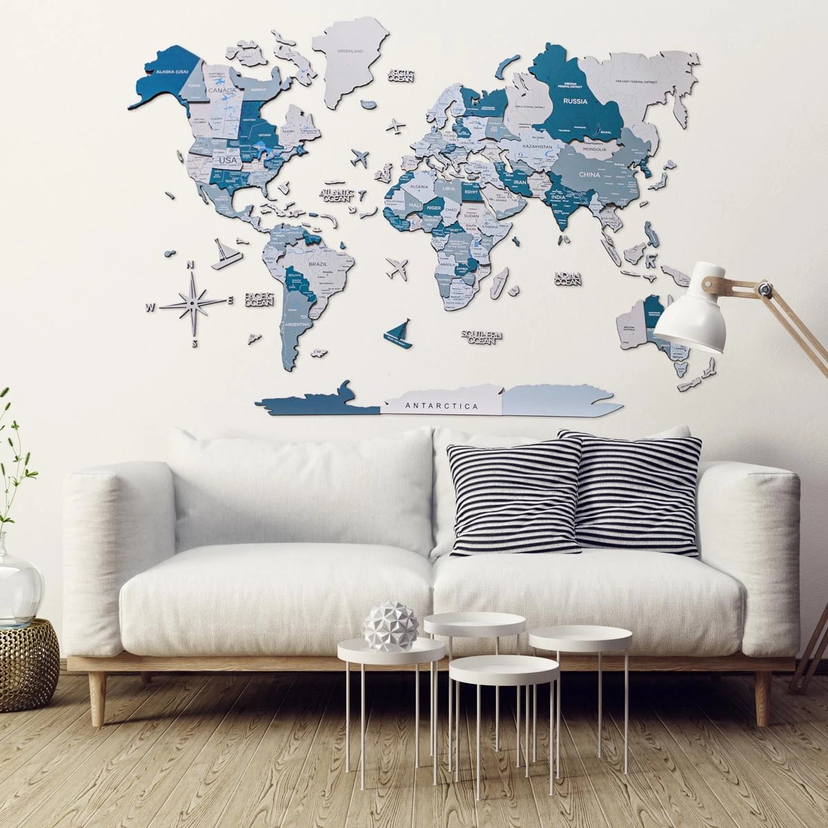 Шарена 3Д дрвена мапа света плава
