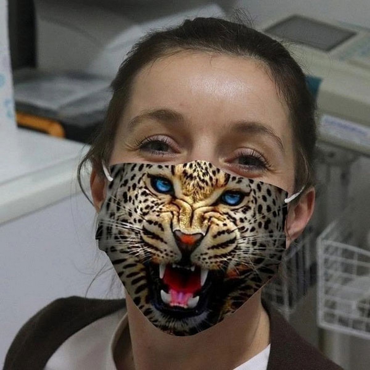 маска за лице од леопарда