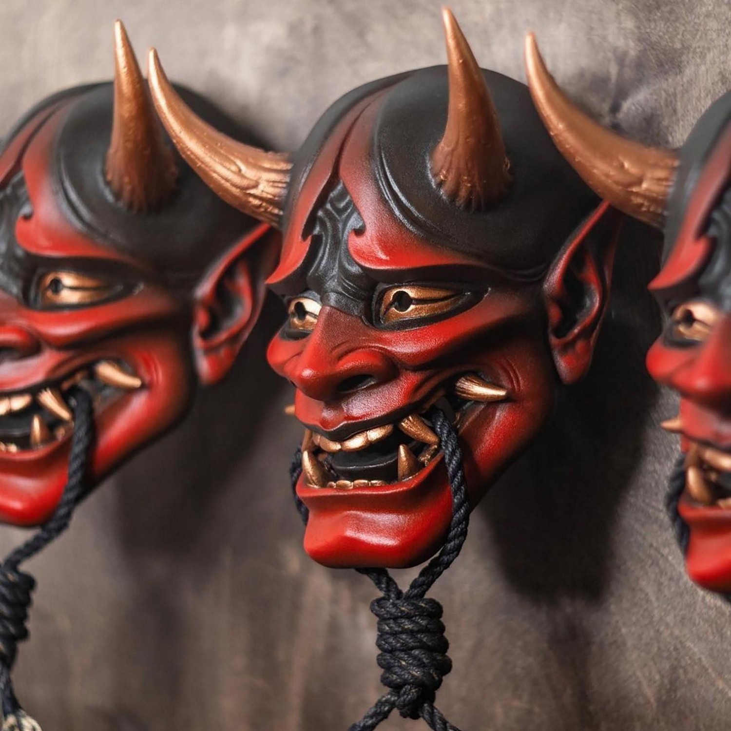 маска за главу демона за Ноћ вештица - јапански мотив